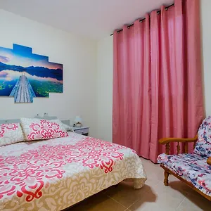 costa-adeje-ocean-park-3-bedroom-apartment.tenerifehoteles.net/