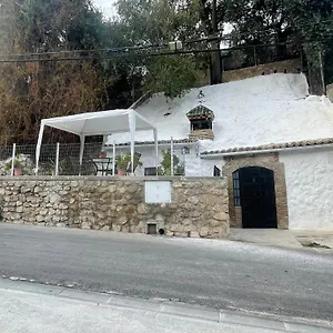Cueva De David Villa