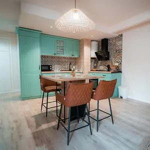 Qh Caldeleria Vieja Apartment