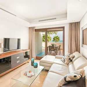 bahia-de-la-plata-luxury-apartments.1costadelsol.com/